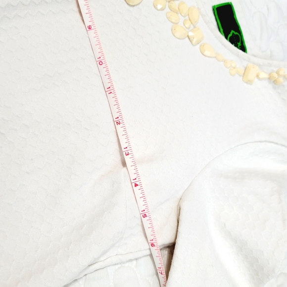 C. Wonder chevron textured blouse - Picture 4 of 5